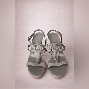 Gucci Women's Silver Sandals